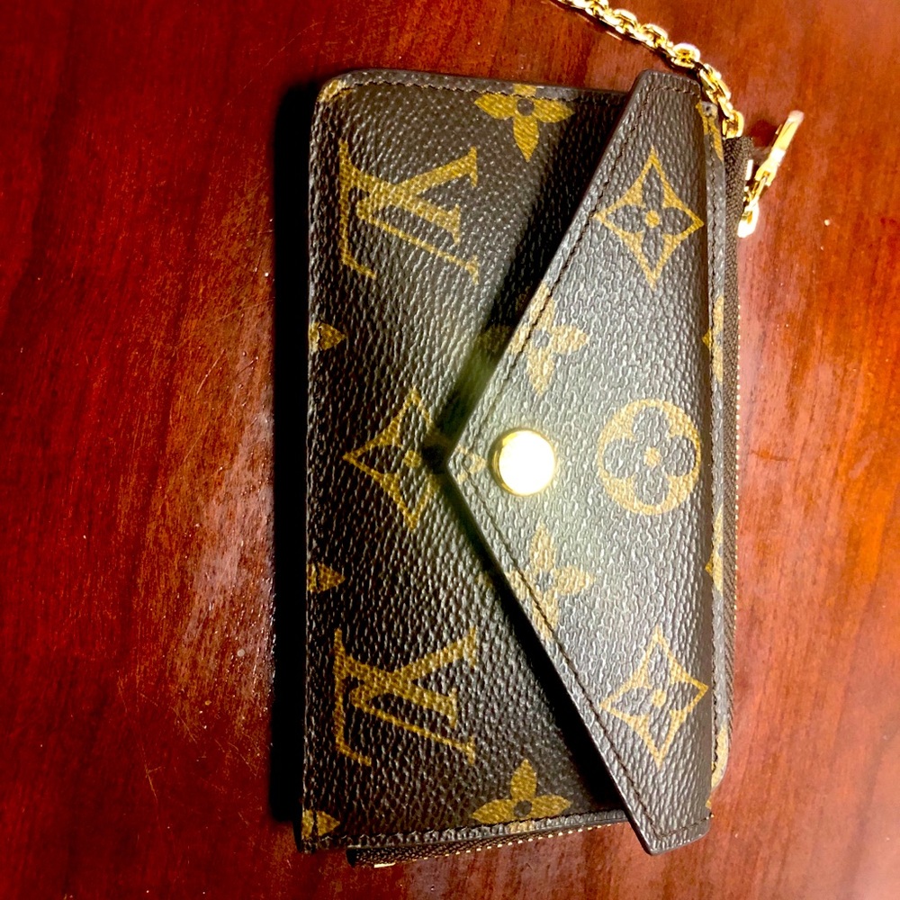 Louis Vuitton Recto Verso Key Cles Wallet
